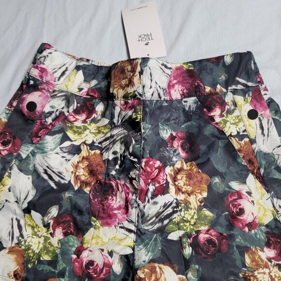 Womens Nike Sportwear Storm-Fit Tech Pack Pants Size Small - Picture 5 of 11